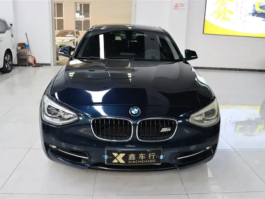 BMW 1 Series (Import) 2013 Facelift 118i Sport Model фото 2