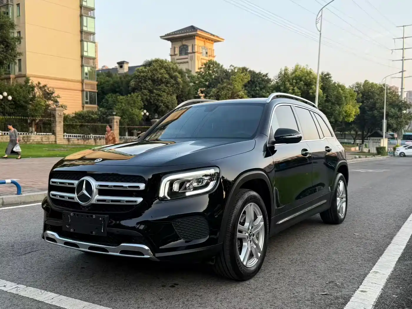 Mercedes-Benz GLB 2022 Facelift GLB 200 Fashion Style