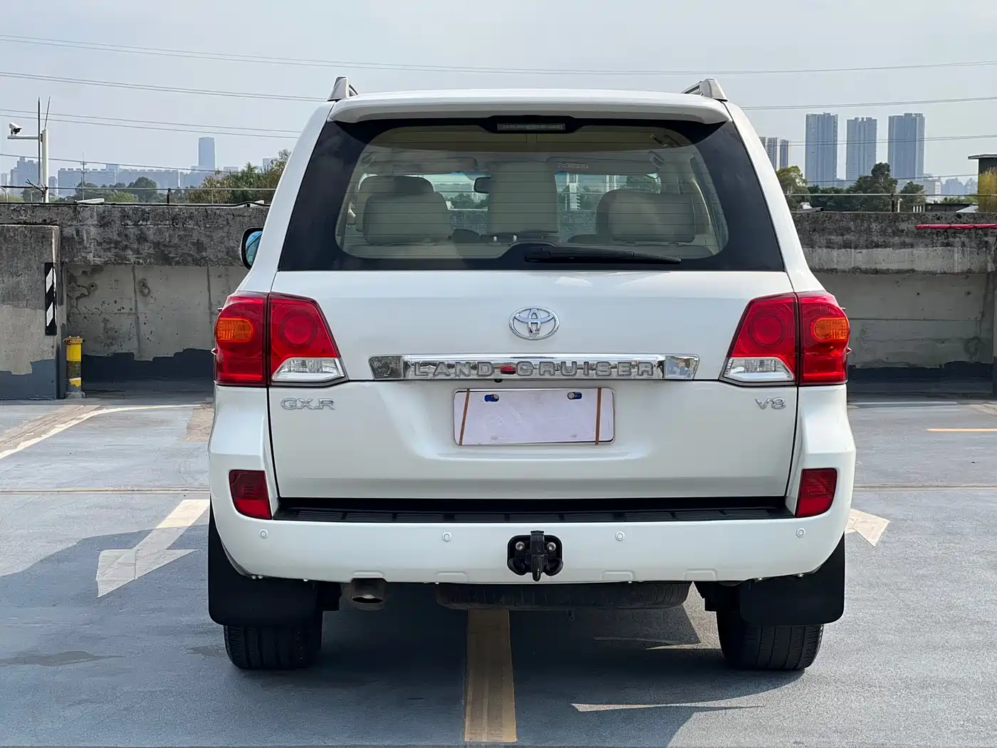 Toyota Land Cruiser (Import) 2015 4.6L V8 Middle East Limited Edition фото 6