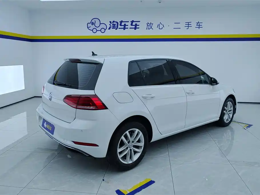 Volkswagen Golf 2019 1.6L Auto Comfort (China V) фото 3