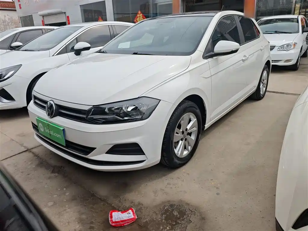 Volkswagen Polo 2019 Plus 1.5L Automatic Panorama Enjoyment Edition фото 2