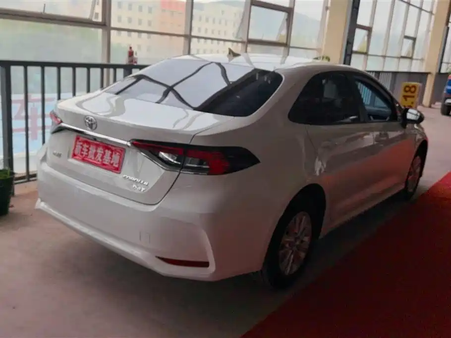 Toyota Corolla 2021 1.2T S-CVT Pioneer PLUS Edition фото 3