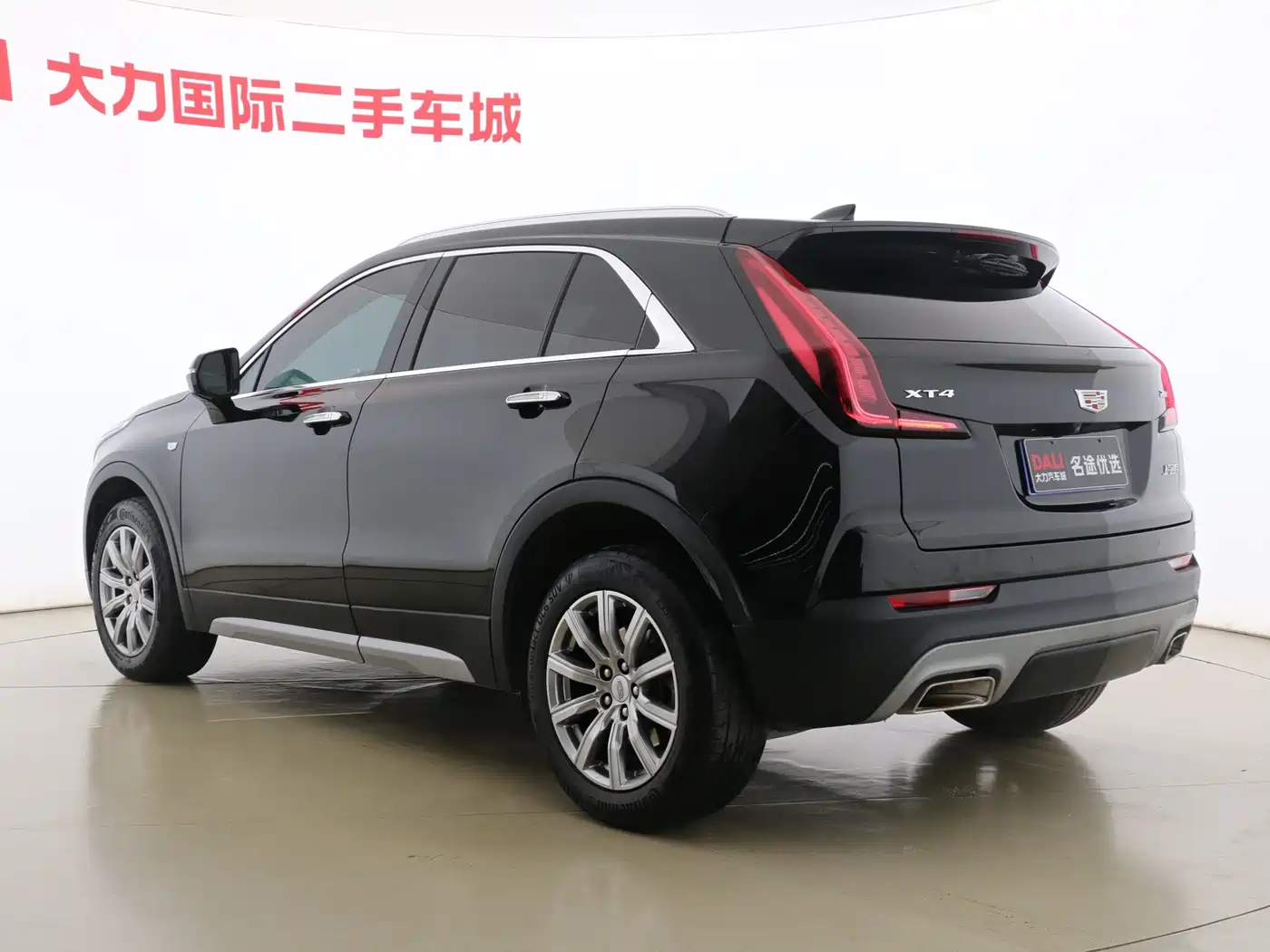 CADILLAC XT4