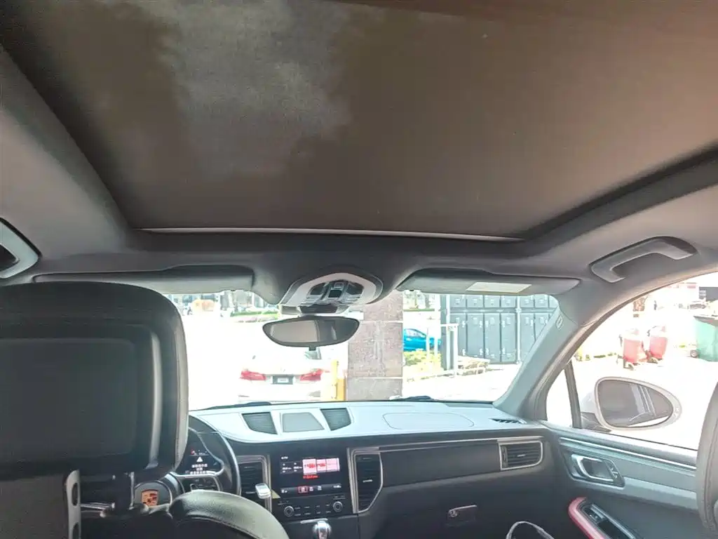 Porsche Macan 2017 Macan 2.0T фото 18