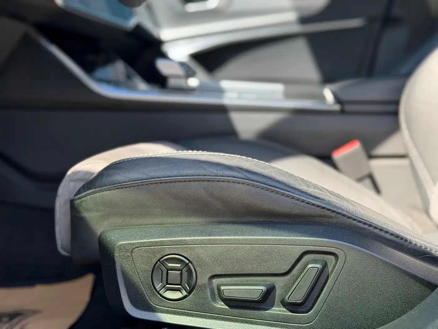 Audi A6L 2021 45 TFSI Exclusive Sport фото 5