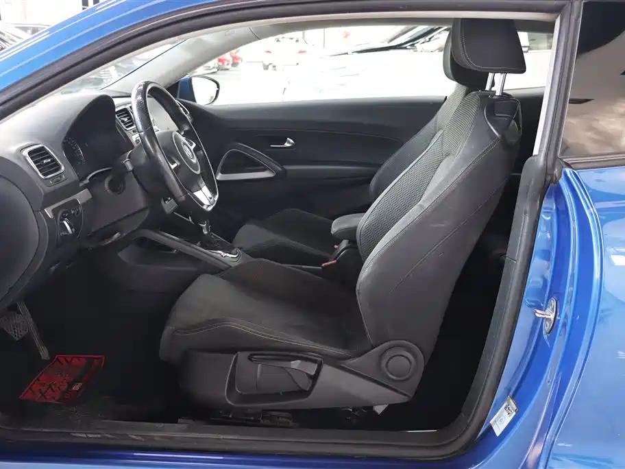 Volkswagen Scirocco 2014 1.4TSI Racing Edition фото 4