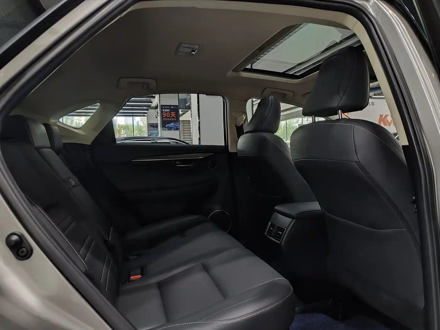 Lexus NX 2016 200 AWD F Sport фото 16