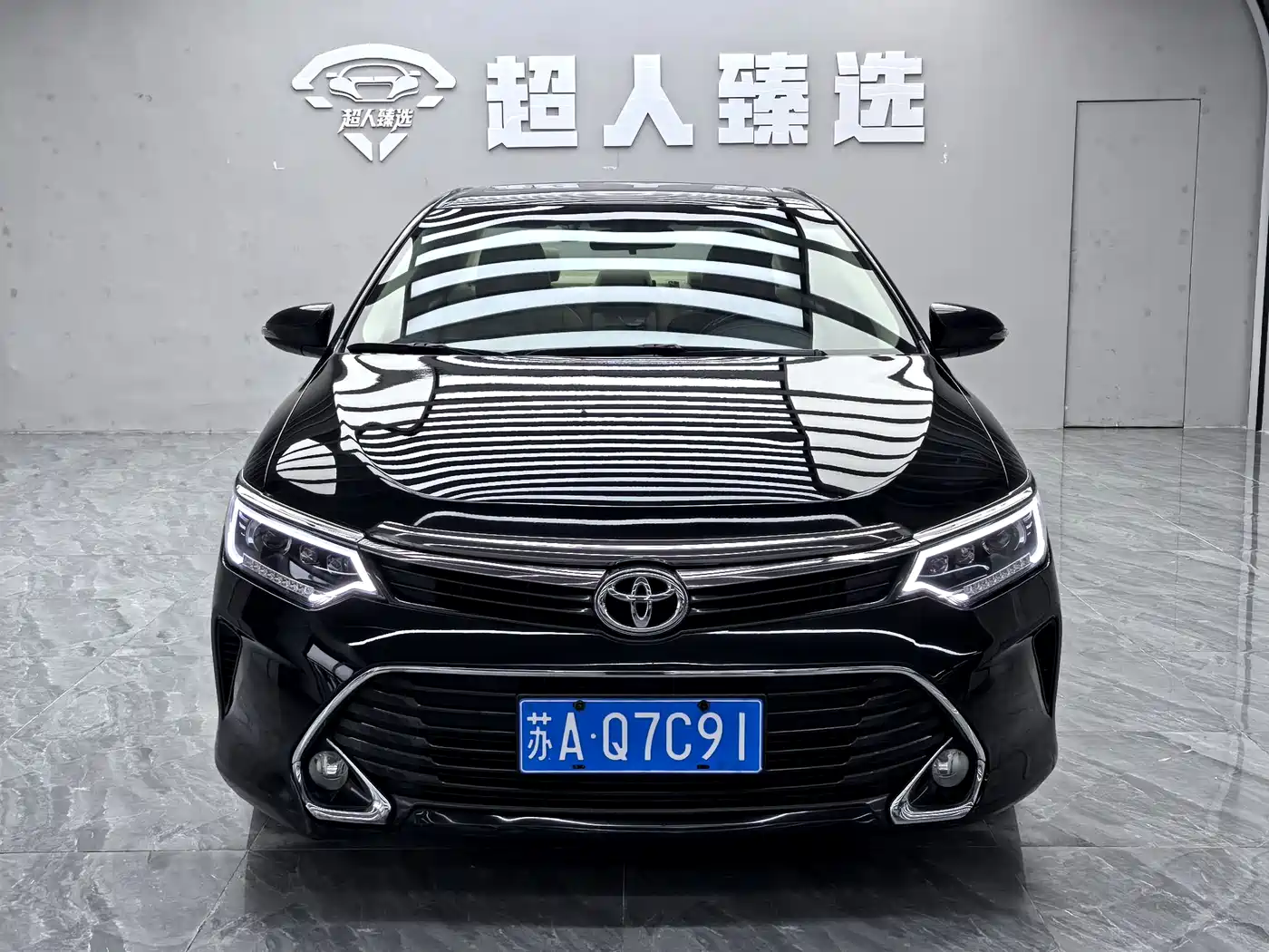 Toyota Camry 2016 2.0G 10th Anniversary Leading Edition фото 2