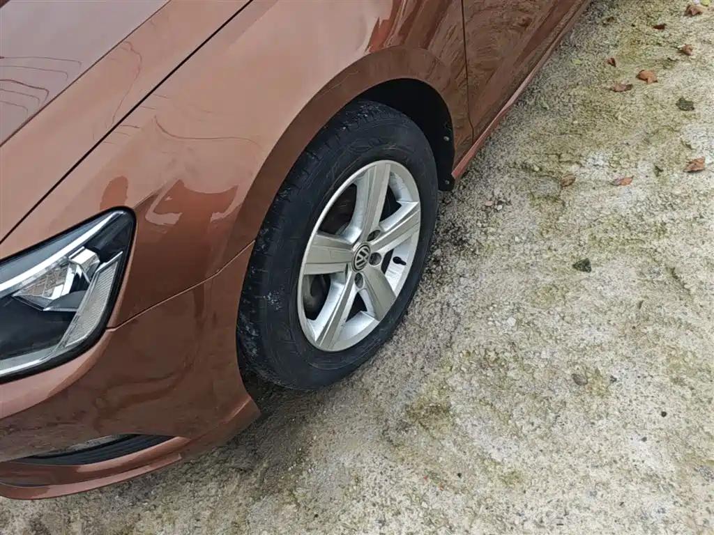 Volkswagen Lamando 2017 230TSI DSG Trend Edition фото 22