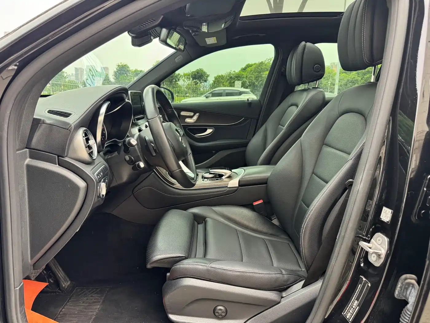 Mercedes-Benz GLC 2017 GLC 300 4MATIC Dynamic фото 8