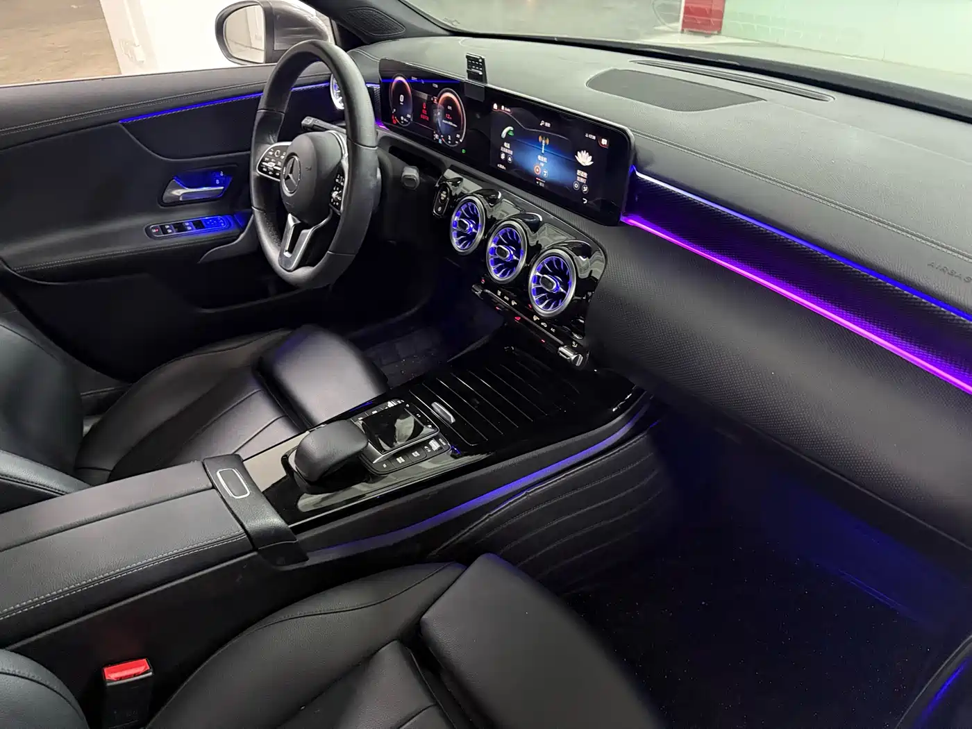 Mercedes-Benz A-Class 2021 A 200 L Sport Sedan Dynamic Type фото 20
