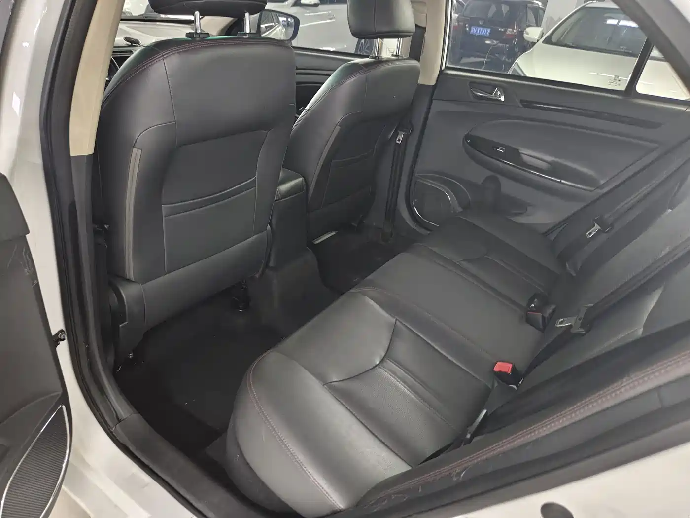 BYD e5 2018 450 Connected Enjoyment фото 9