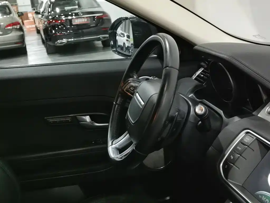 Land Rover Range Rover Evoque 2015 2015 2.0T 5-Door Intelligent Edition