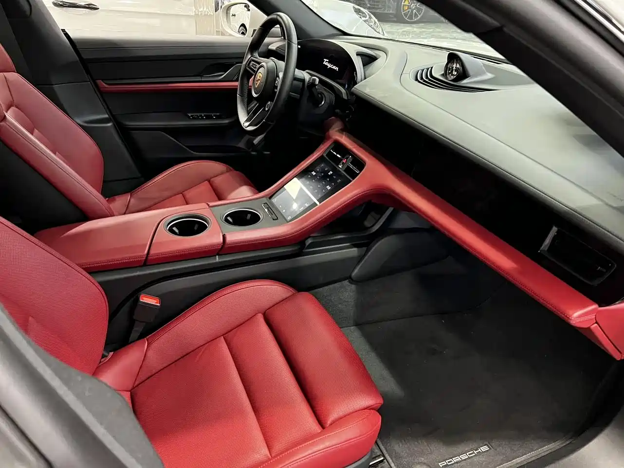 Porsche Taycan 2024 Taycan 4 фото 8