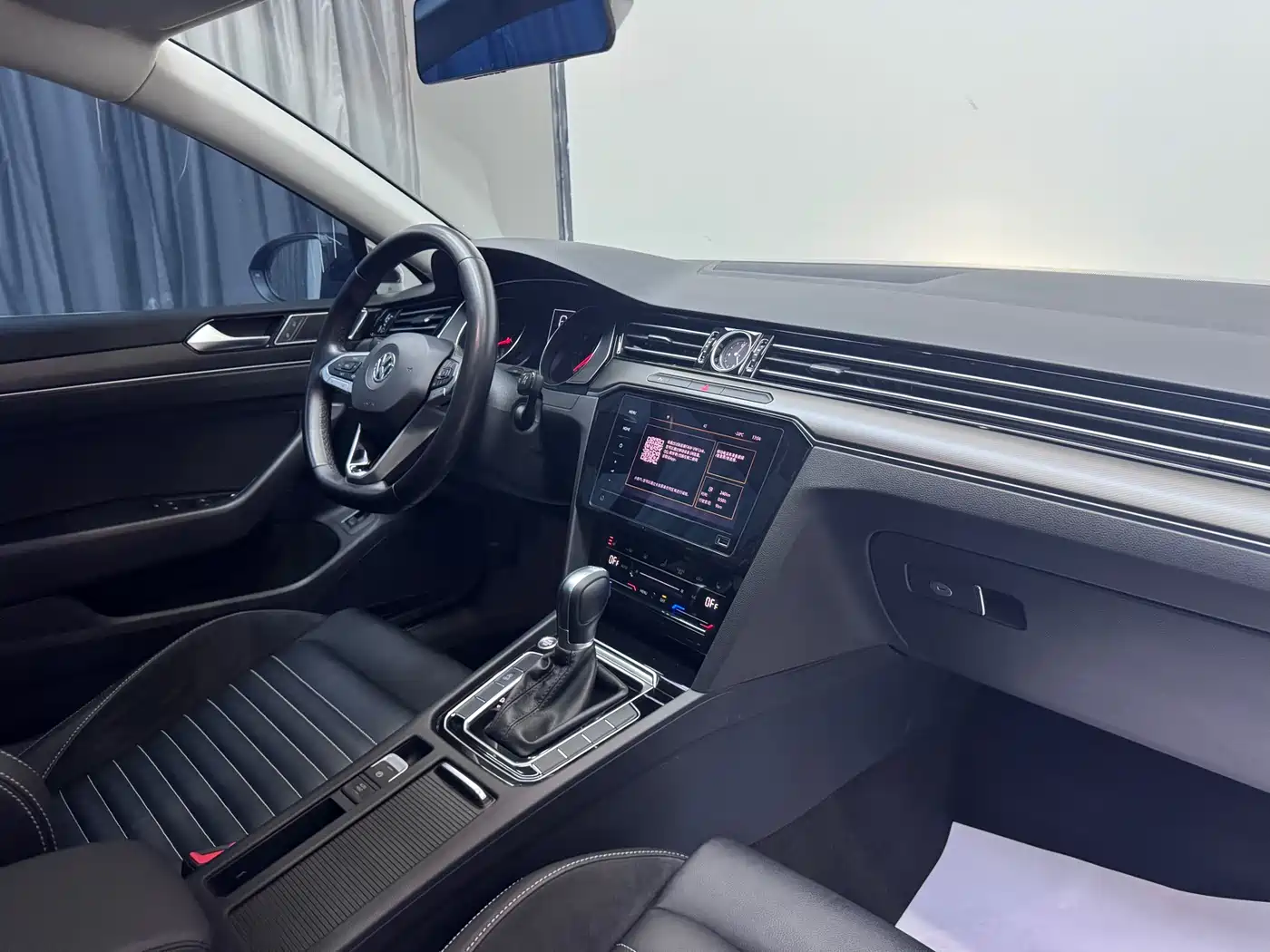 Volkswagen Magotan 2020 330TSI DSG Leading фото 6