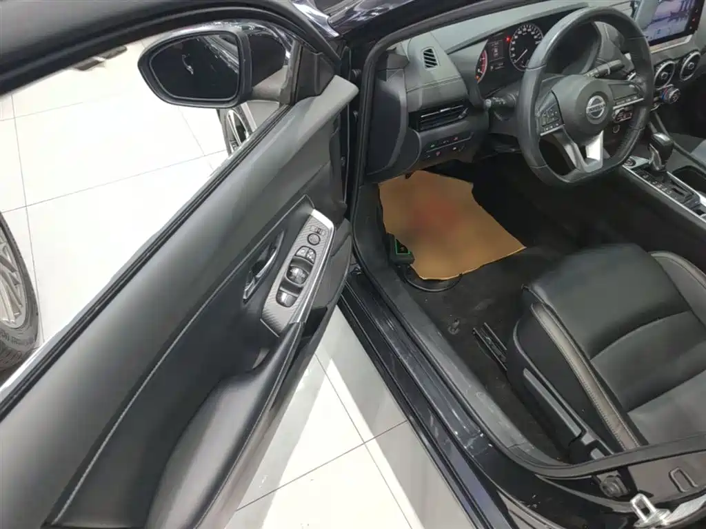 Nissan SYLPHY, миниатюра 16