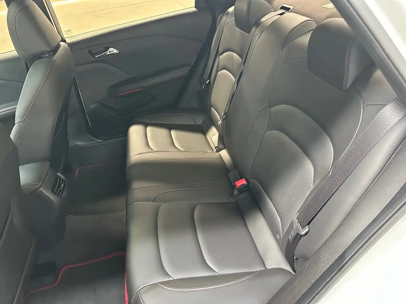 Chevrolet Monza 2019 RS 330T Auto Smooth Edition China VI фото 17