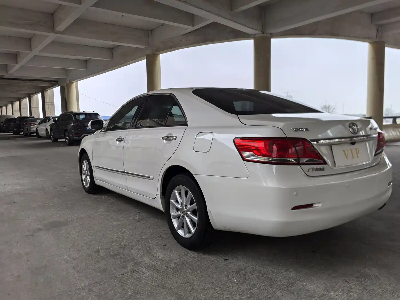 Toyota Camry 2013 200G Classic Luxury Edition фото 39