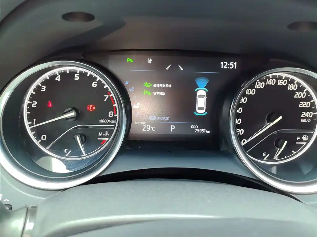 Toyota Camry 2019 2.0G Luxury Edition China VI фото 4