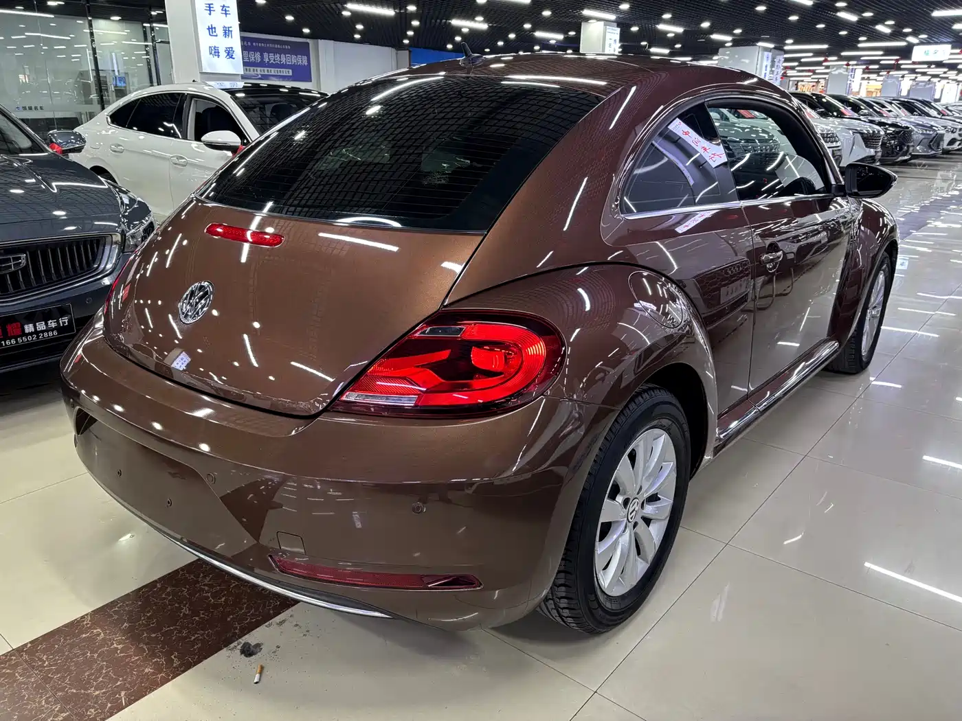 VOLKSWAGEN BEETLE