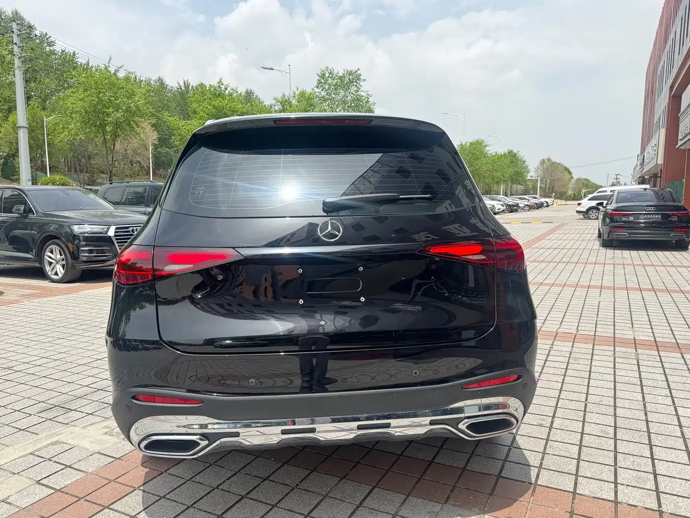 Mercedes-Benz GLC 2025 GLC 300 L 4MATIC Dynamic 5-seater фото 14