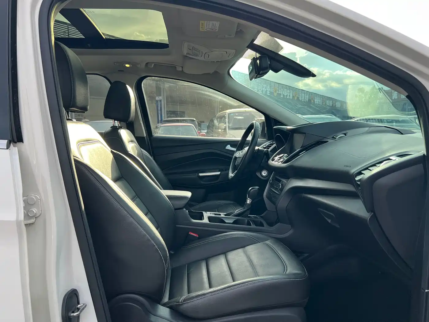 Фото 9 - Ford Kuga