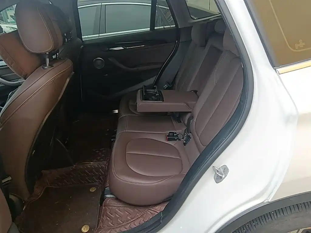 BMW X1 2021 Facelift sDrive25Li Leading фото 17