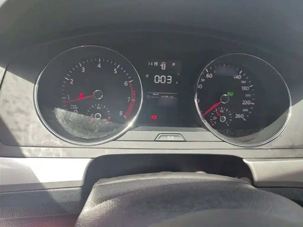 Volkswagen Lamando 2015 230TSI DSG Style фото 4