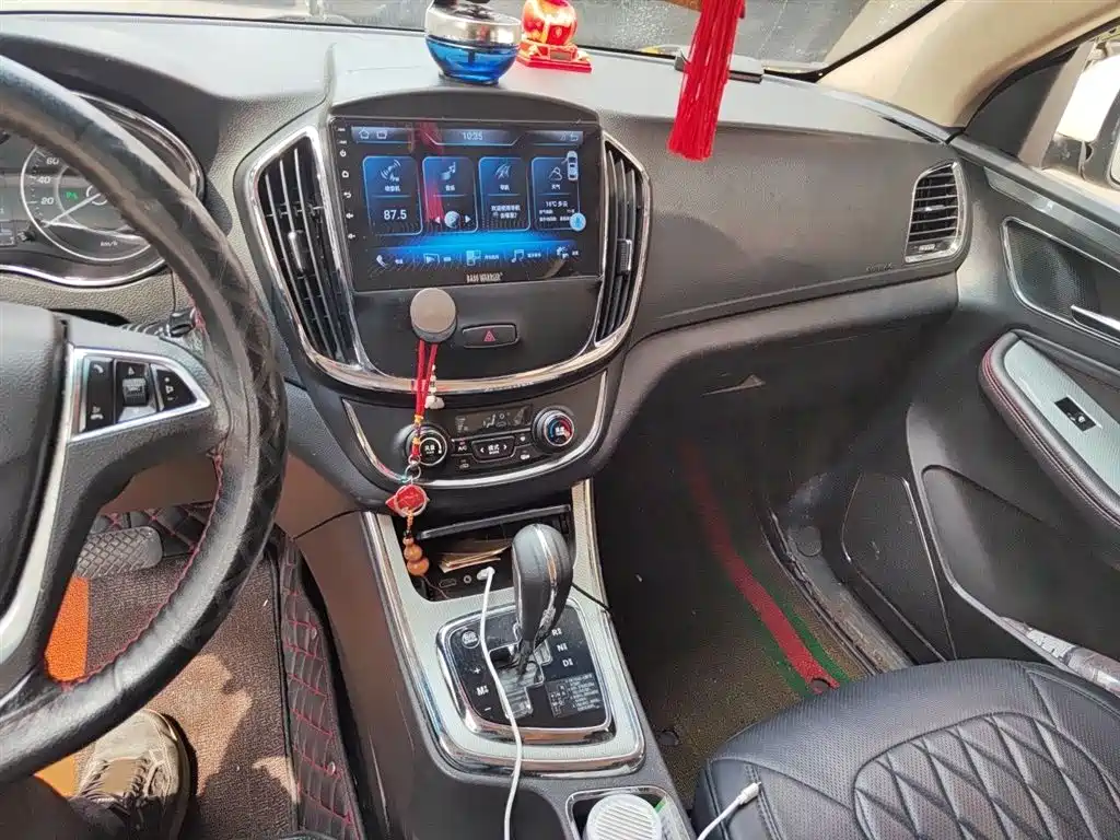 Baojun 560 2016 2016 1.8L iAMT Luxury
