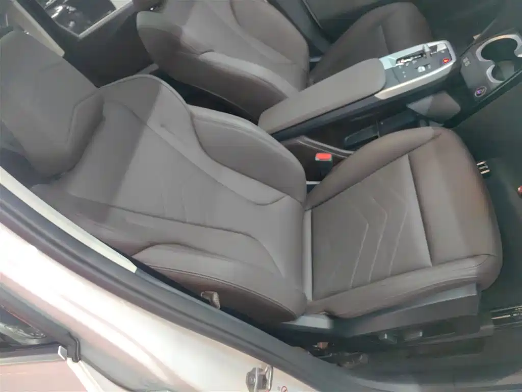 BMW X1 2023 sDrive25Li X Design Package фото 25