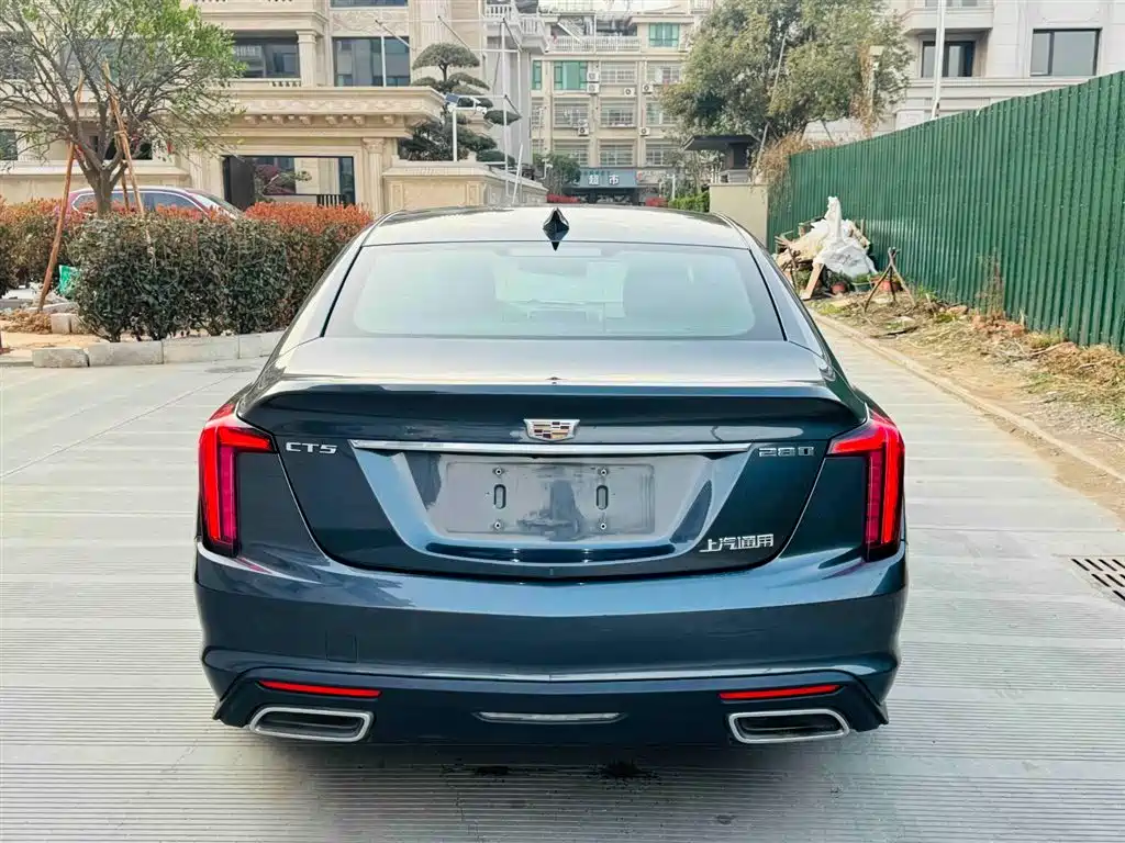 CADILLAC CT5