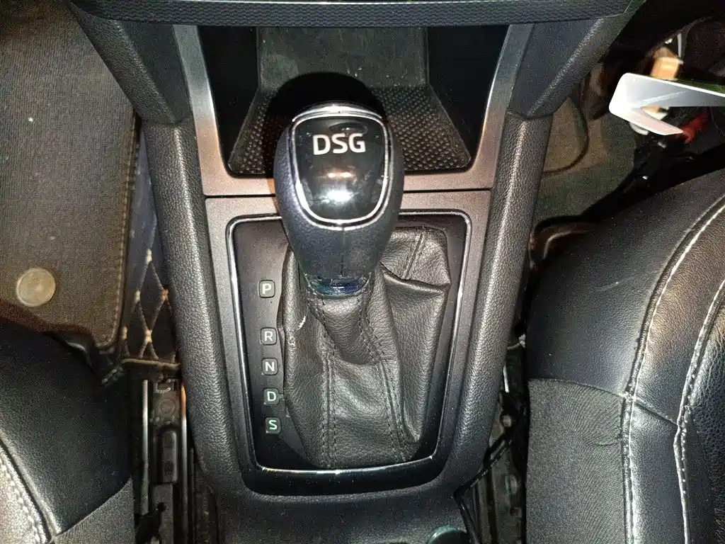 Škoda Yeti 2016 1.4TSI DSG Forward Edition фото 10