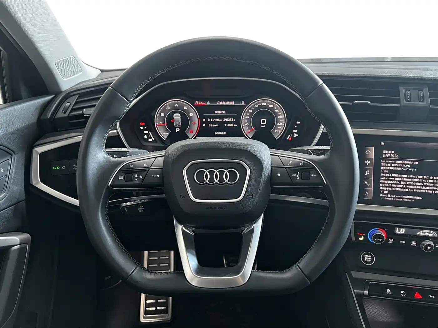 Audi Q3 2023 35 TFSI Fashion Dynamic (1.4T) фото 8