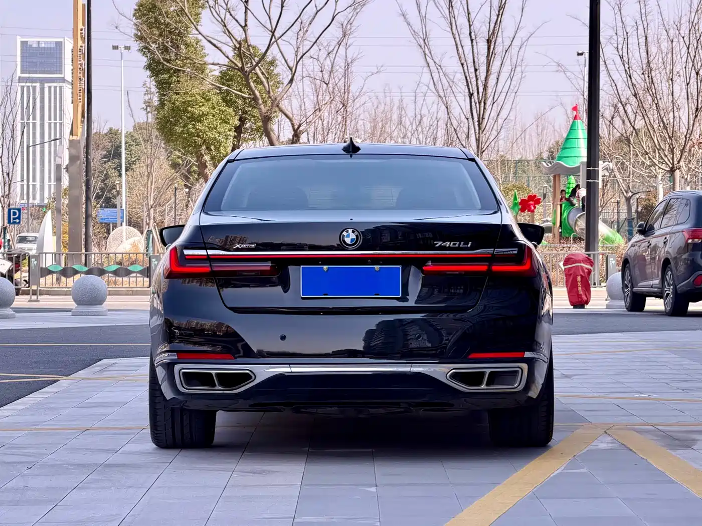 BMW 7 Series 2019 740Li Leading Luxury Package фото 4