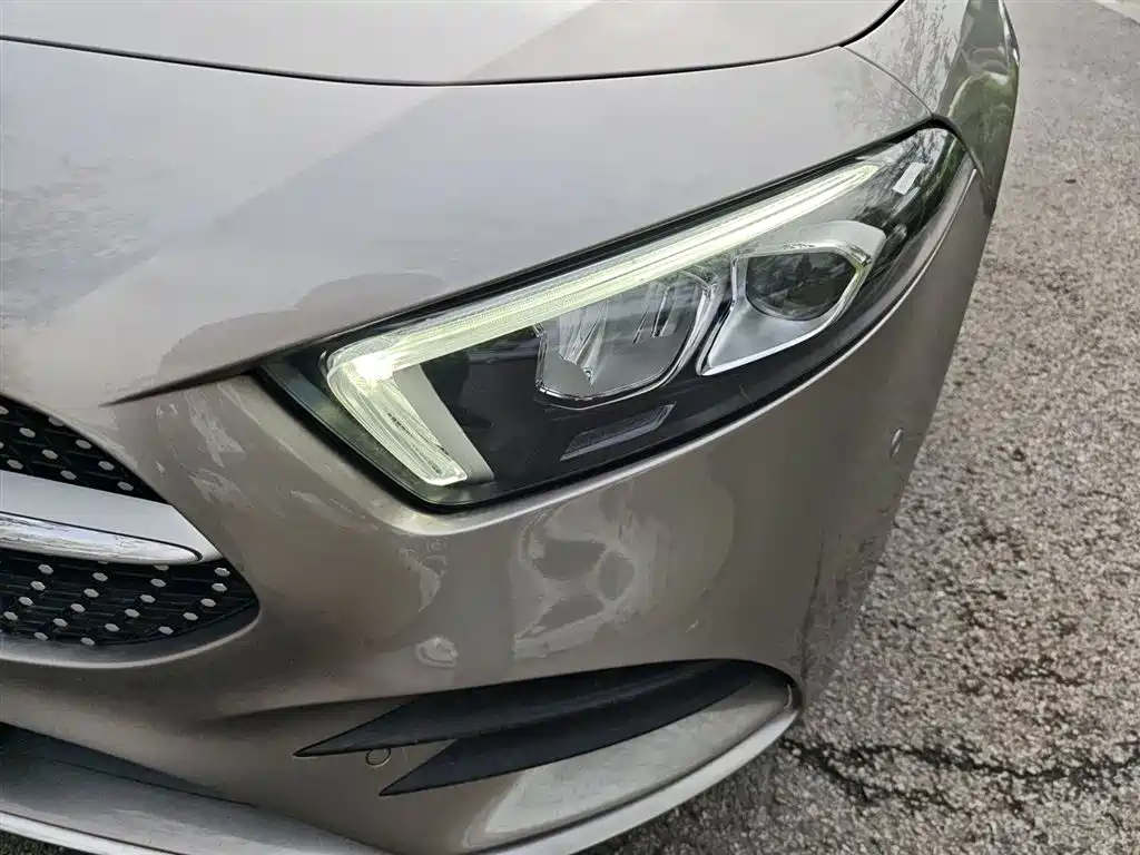 Mercedes-Benz A-Class 2021 A 200 L Sport Sedan Fashion Edition фото 18