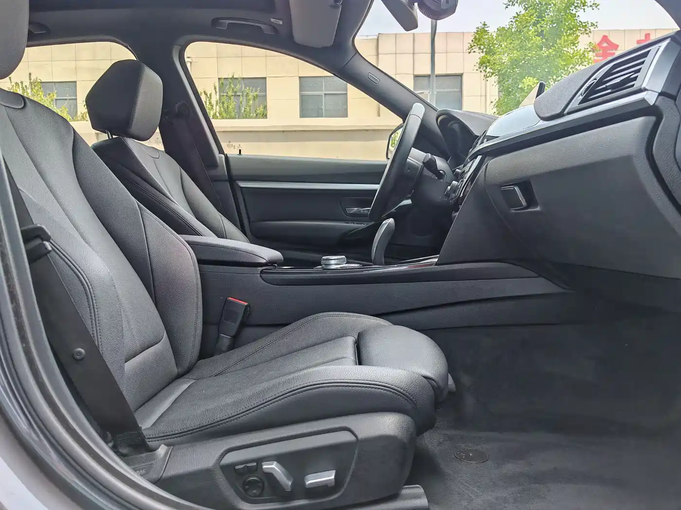 BMW 3 Series GT 2020 320i M Sport Package фото 21