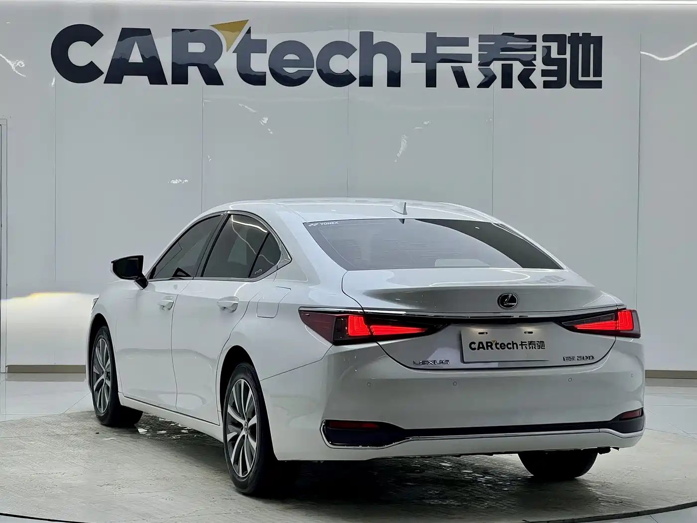 Lexus ES 2020 200 Excellence фото 10