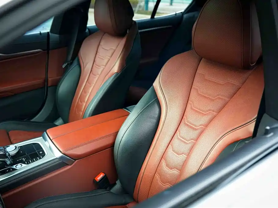 BMW 8 Series 2021 840i 4-door Coupe M Sport Package фото 22
