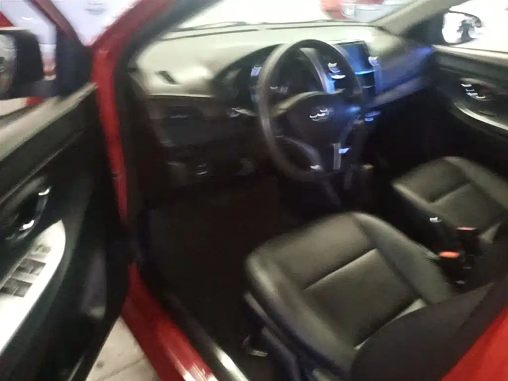 Toyota YARiS L Zhi Xuan 2015 1.5E Auto Charming Edition фото 16