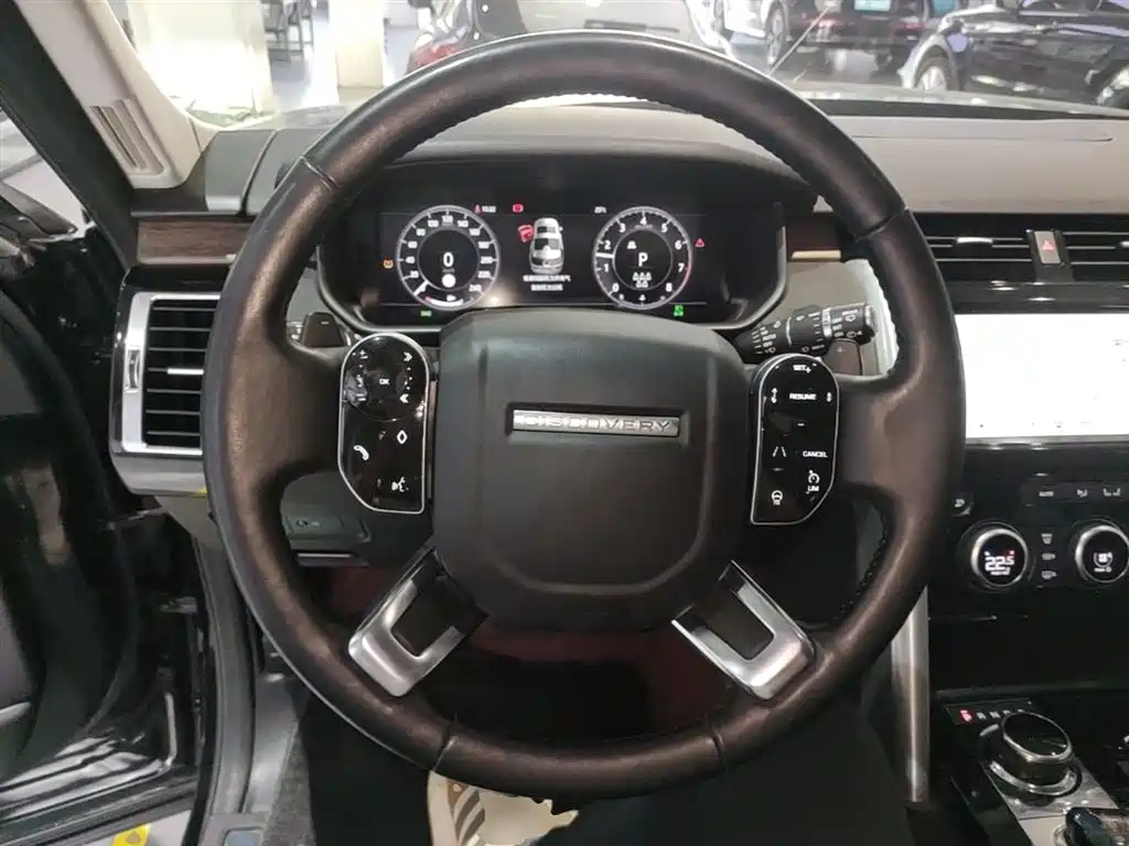 Land Rover Discovery 2018 3.0 SC V6 HSE фото 7