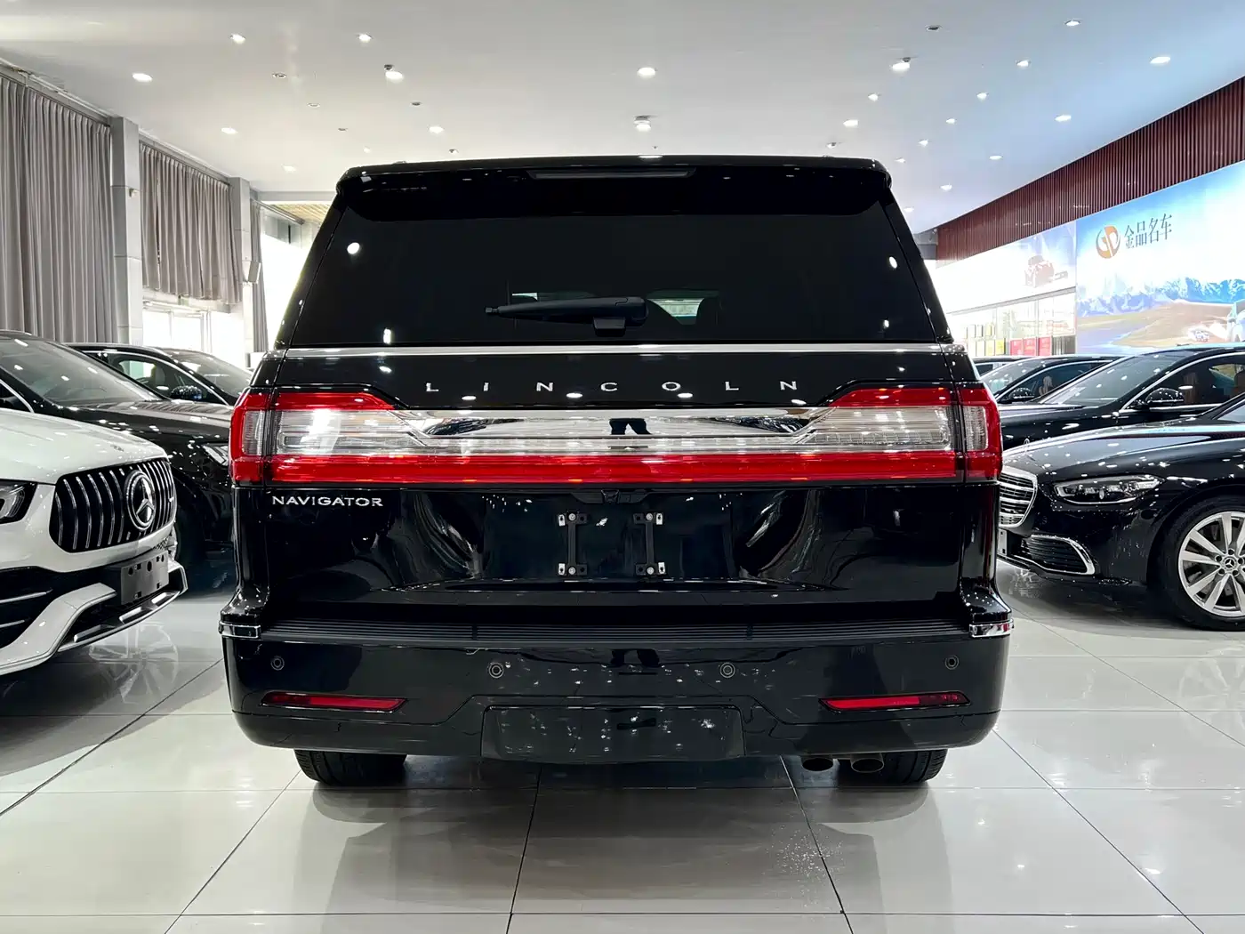 LINCOLN NAVIGATOR