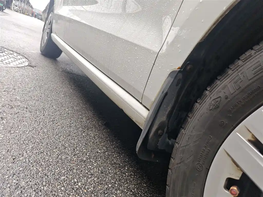 Volkswagen Polo 2016 1.4L Automatic Trend фото 21