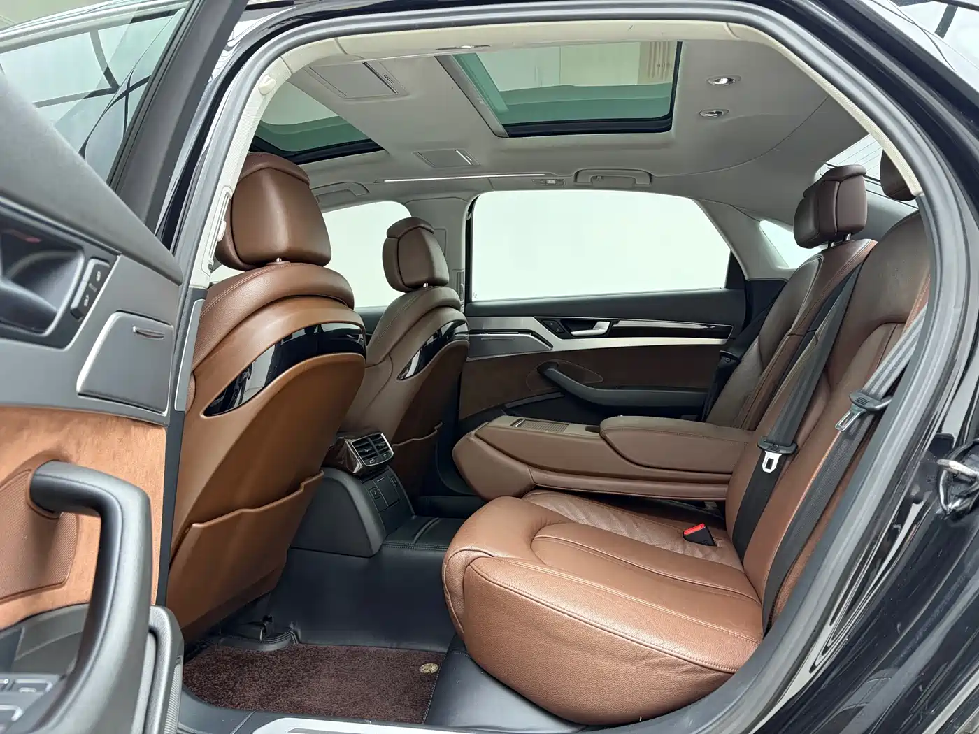 Audi A8 2013 A8L 45 TFSI quattro Comfort фото 8