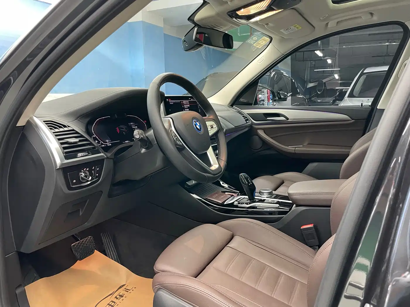 BMW iX3 2021 Pioneer фото 13