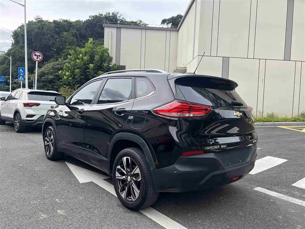 Chevrolet Trax 2019 Redline 325T Auto Fun Edition China VI фото 3