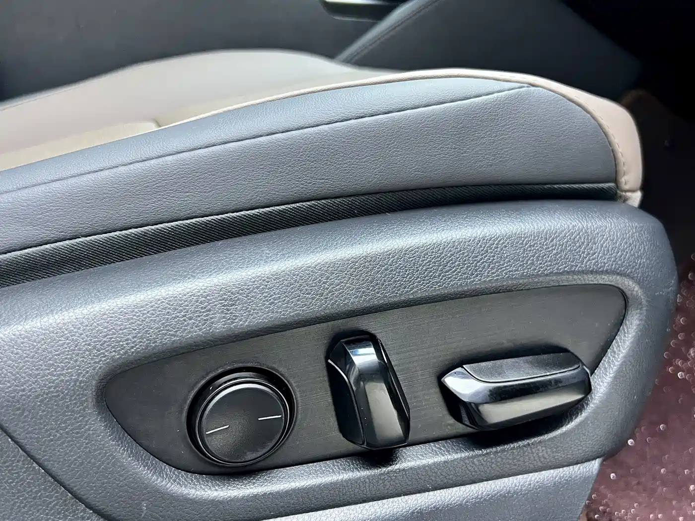 Lexus ES 2021 200 Excellence Edition фото 17