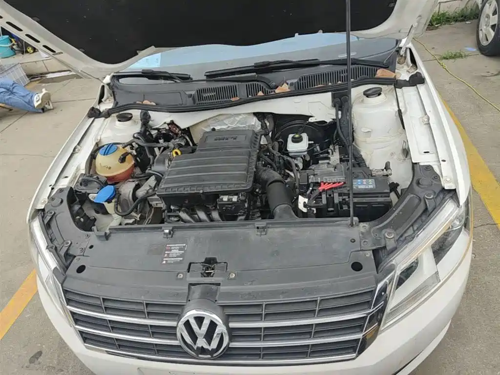 Volkswagen Lavida 2013 Facelift Classic 1.6L Automatic Trend фото 20