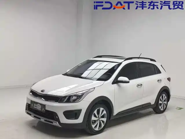  Kia KX CROSS 2017 1.4L AT GLS