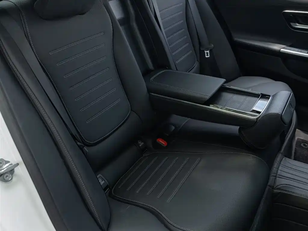 Mercedes-Benz C-Class 2023 C 260 L Sport фото 19