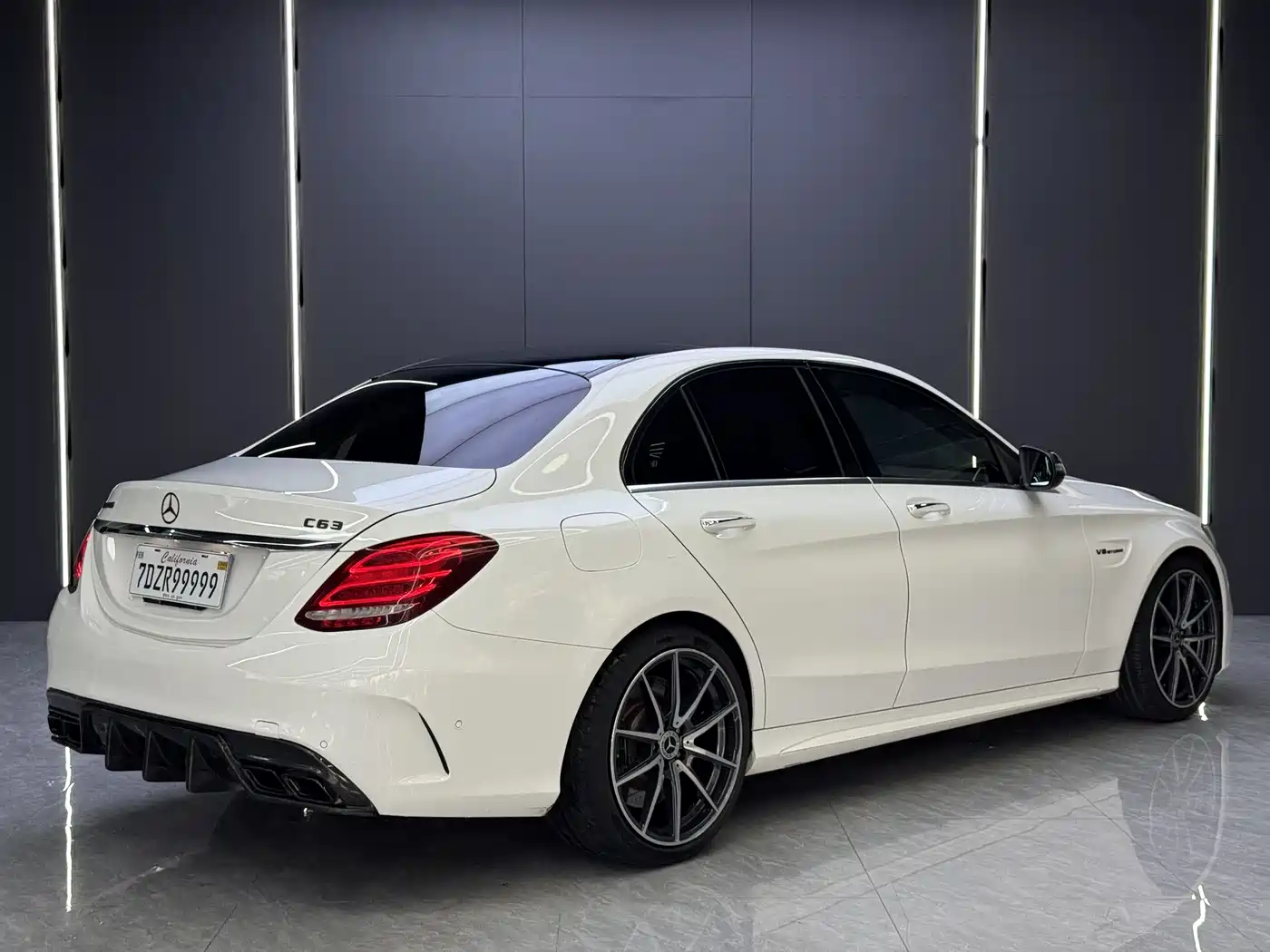 Mercedes-Benz C-Class AMG 2015 AMG C 63 фото 9